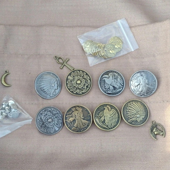 Buttons & Tokens - Picture 1 of 4